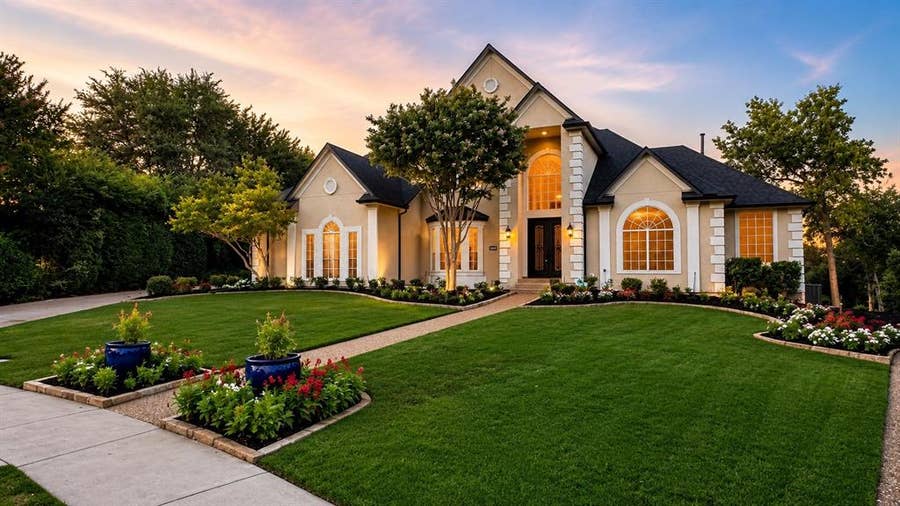 Property photo for 2880 Hidden Creek Lane, McKinney, TX