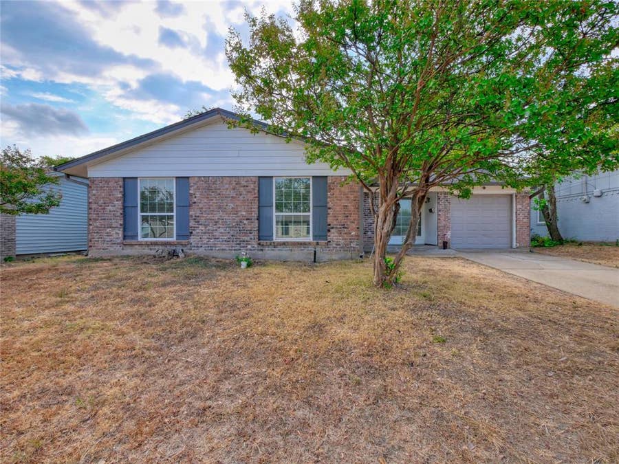 Property photo for 3616 Pacesetter Drive, Dallas, TX