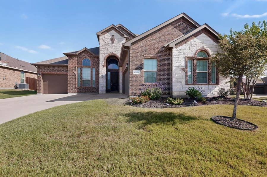 Property photo for 4401 Tall Meadow Court, Arlington, TX