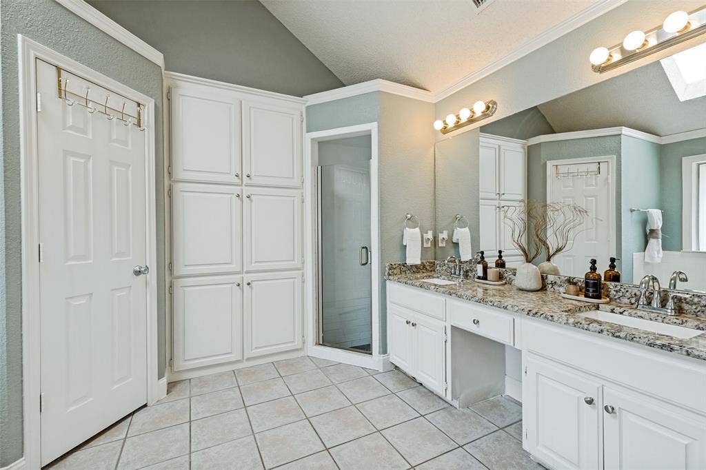 5957 Sundown Drive, Watauga, TX 76148 5957 Sundown Drive, Watauga, TX 76148