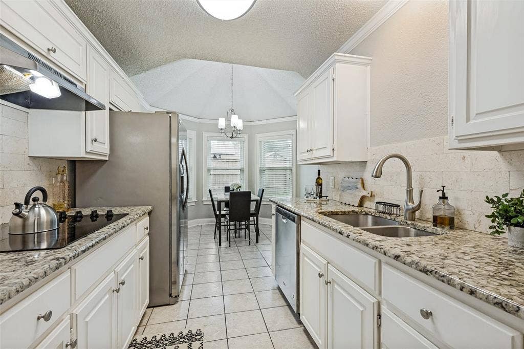 5957 Sundown Drive, Watauga, TX 76148 5957 Sundown Drive, Watauga, TX 76148