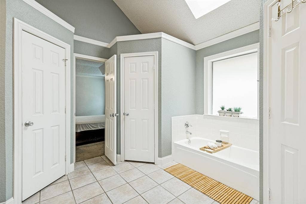 5957 Sundown Drive, Watauga, TX 76148 5957 Sundown Drive, Watauga, TX 76148