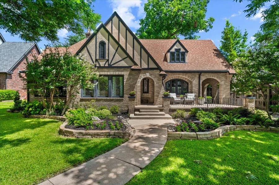 Property photo for 6277 Prospect Avenue, Dallas, TX