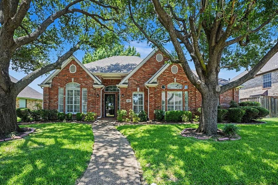 Property photo for 2813 Persimmon Place, Rowlett, TX
