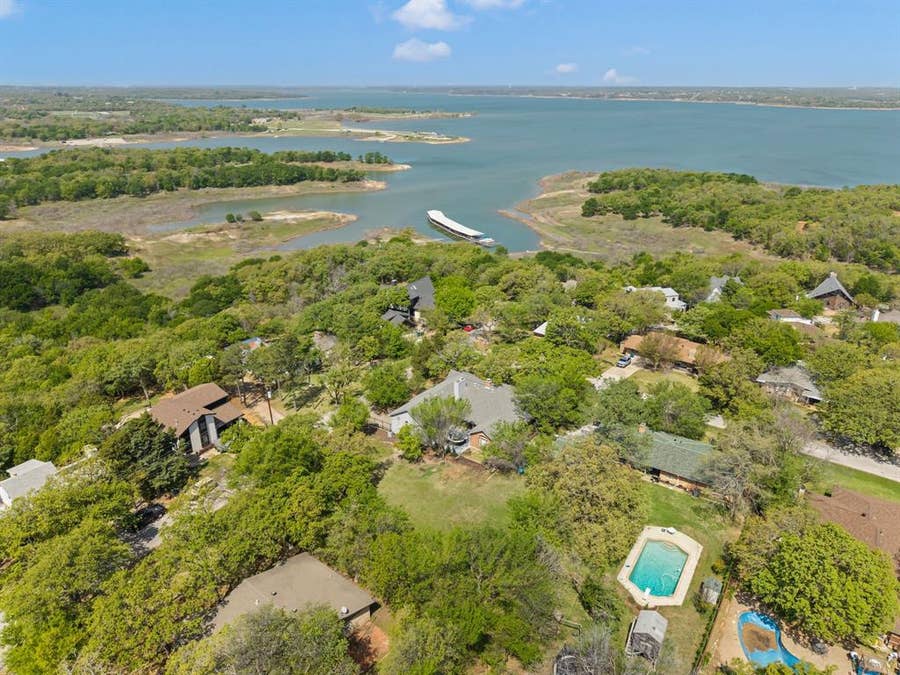 Property photo for 3716 Oakwood Drive, Grapevine, TX