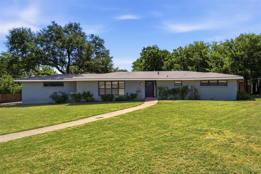 Property photo for 627 Bellaire Drive, Woodway, TX