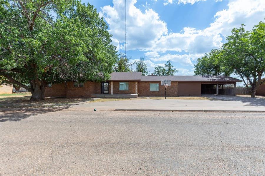 Property photo for 163 Williams Street, Jayton, TX