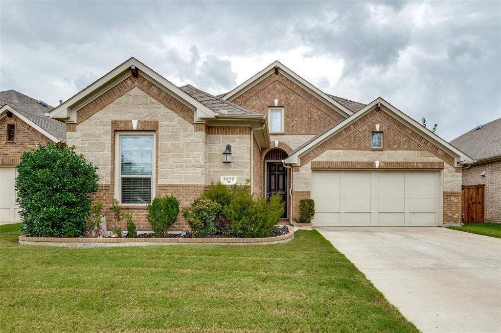 2810 Green Circle Drive, Mansfield, TX 76063 2810 Green Circle Drive, Mansfield, TX 76063