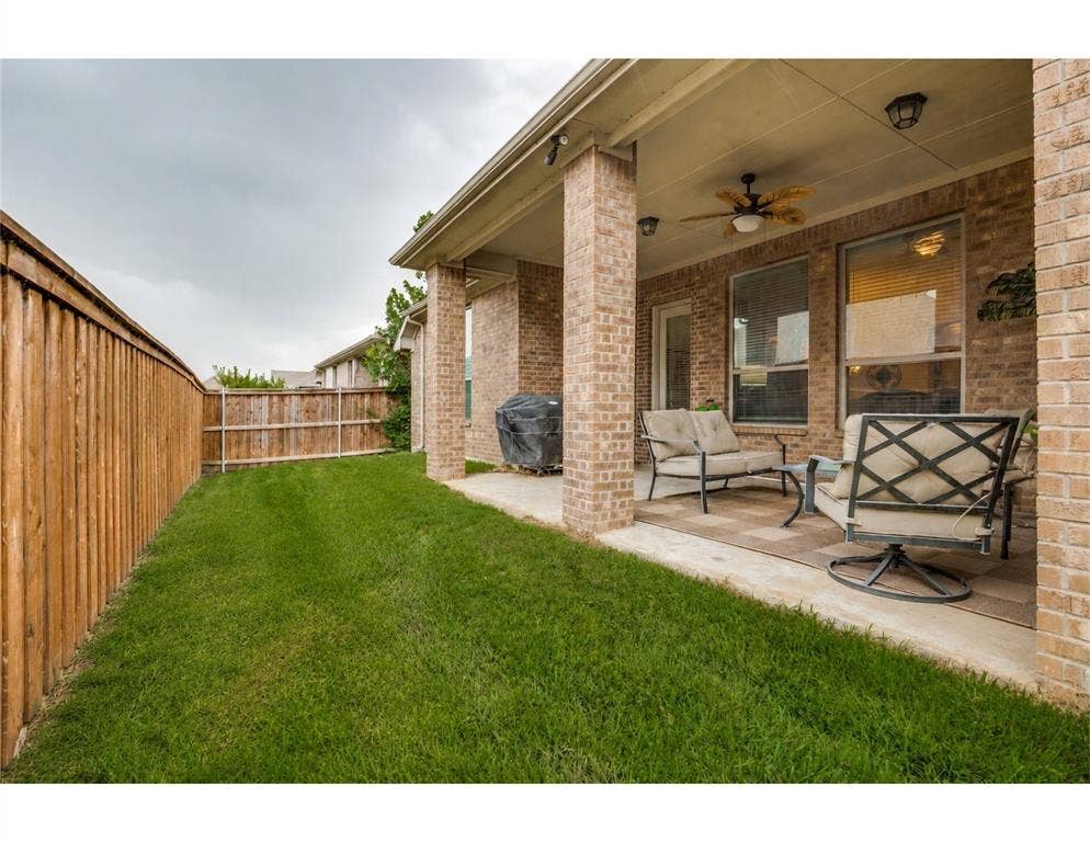 2810 Green Circle Drive, Mansfield, TX 76063 2810 Green Circle Drive, Mansfield, TX 76063