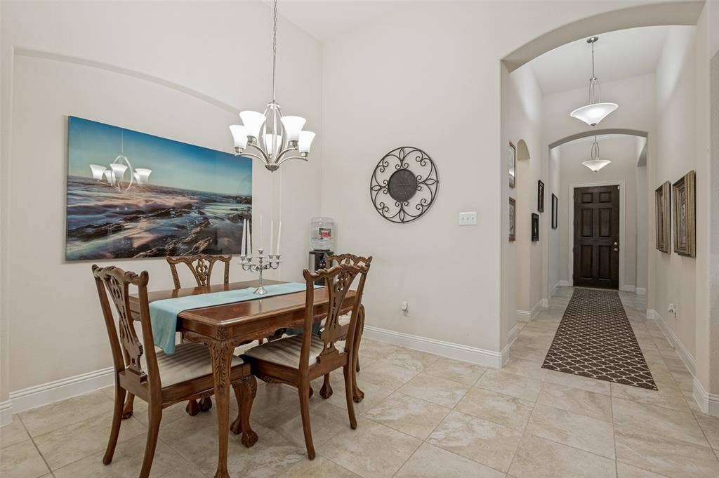2810 Green Circle Drive, Mansfield, TX 76063 2810 Green Circle Drive, Mansfield, TX 76063