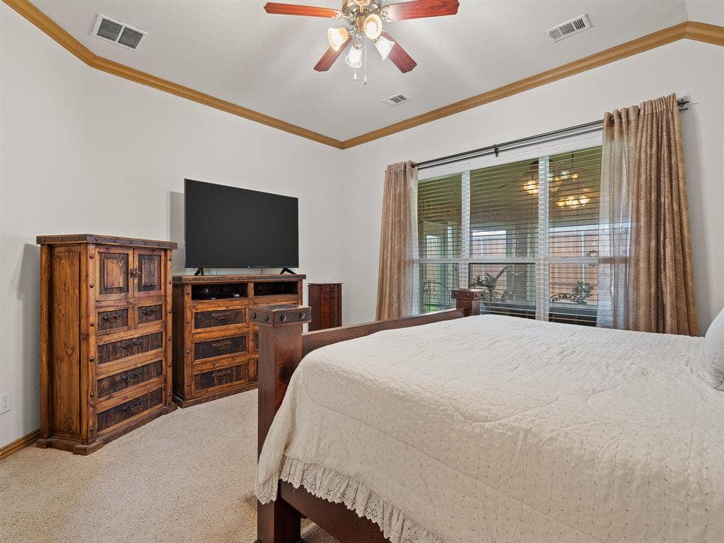1009 Ethan Drive, Greenville, TX 75402 1009 Ethan Drive, Greenville, TX 75402
