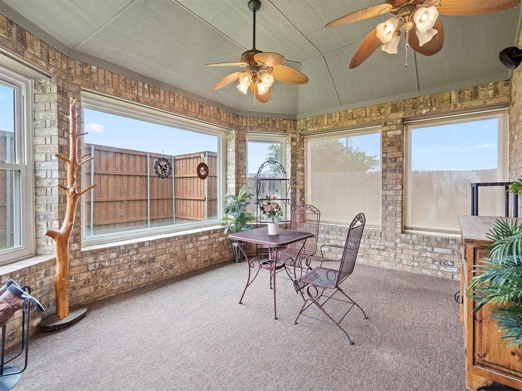 1009 Ethan Drive, Greenville, TX 75402 1009 Ethan Drive, Greenville, TX 75402