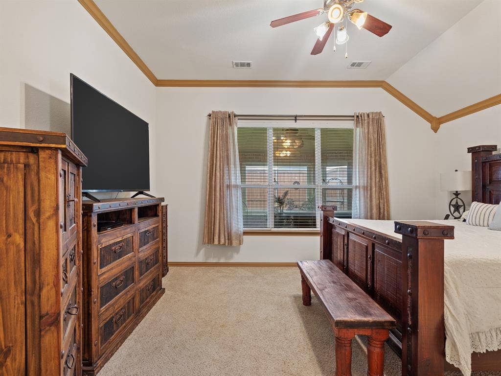 1009 Ethan Drive, Greenville, TX 75402 1009 Ethan Drive, Greenville, TX 75402