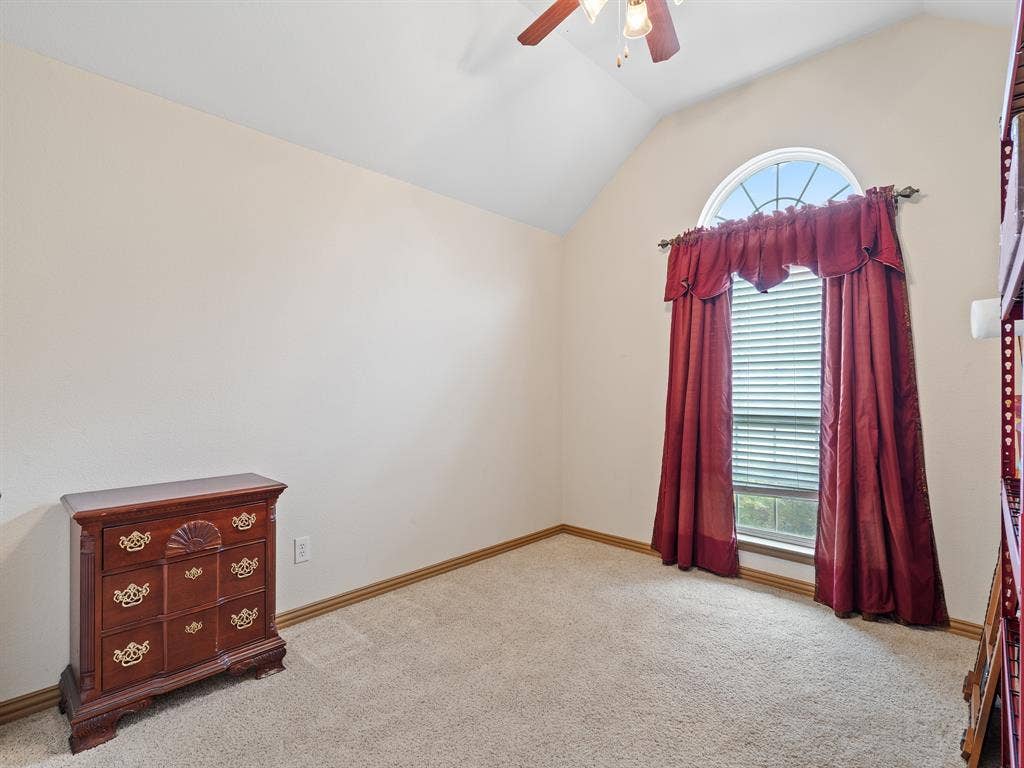 1009 Ethan Drive, Greenville, TX 75402 1009 Ethan Drive, Greenville, TX 75402