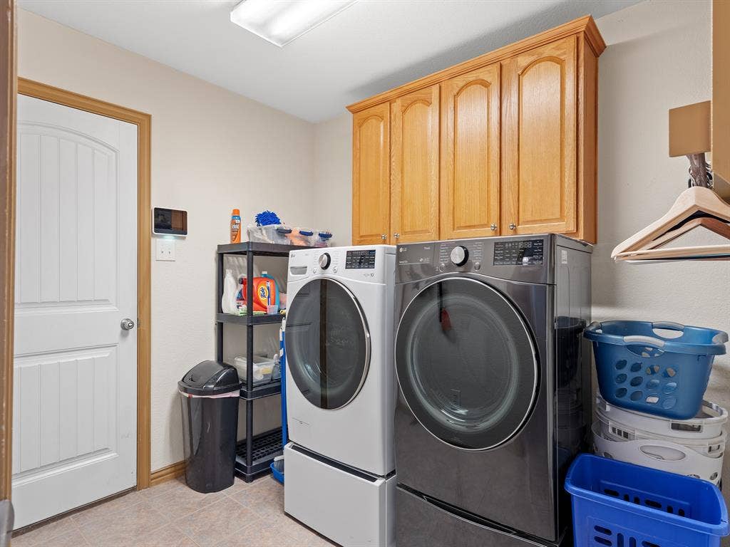 1009 Ethan Drive, Greenville, TX 75402 1009 Ethan Drive, Greenville, TX 75402