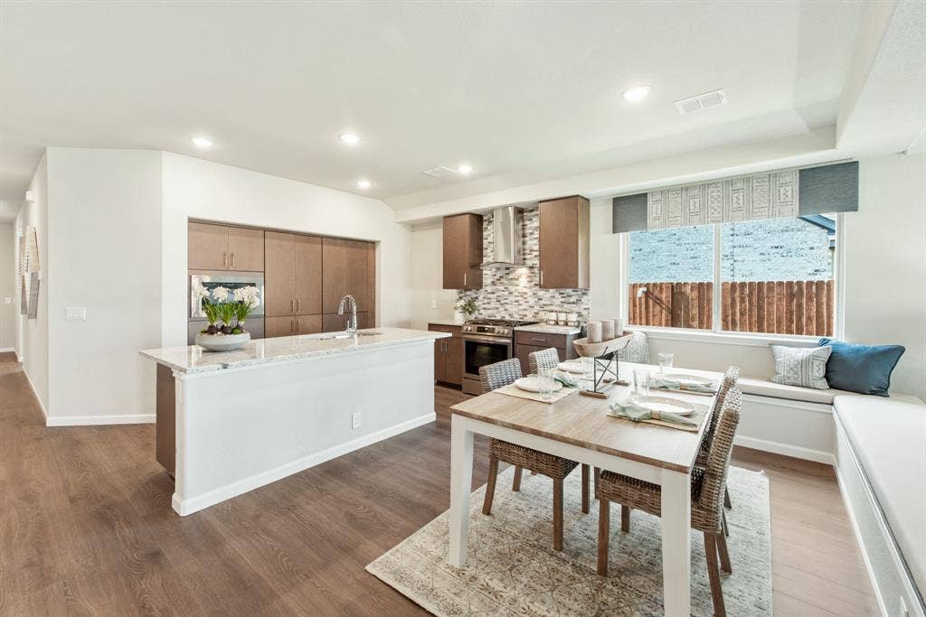 10624 Moss Cove Drive, Fort Worth, TX 76036 10624 Moss Cove Drive, Fort Worth, TX 76036
