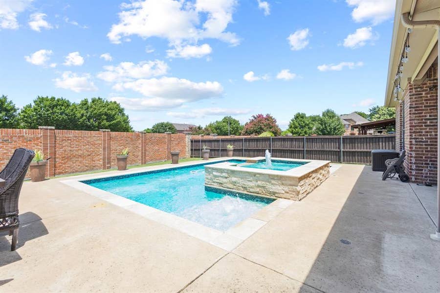 Property photo for 1995 Verde Court, Allen, TX