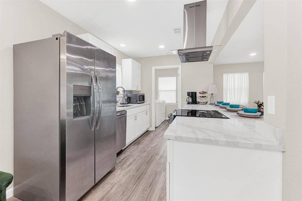 745 Pinehurst Drive, Richardson, TX 75080 Enjoy gorgeous countertops, SS appliances, incl. vent