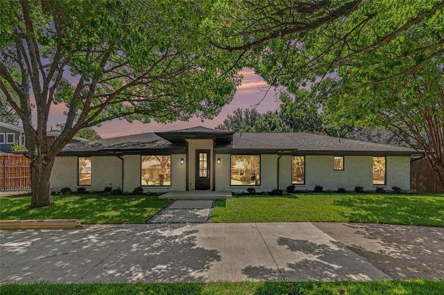 Property photo for 14018 Tanglewood Drive, Farmers Branch, TX