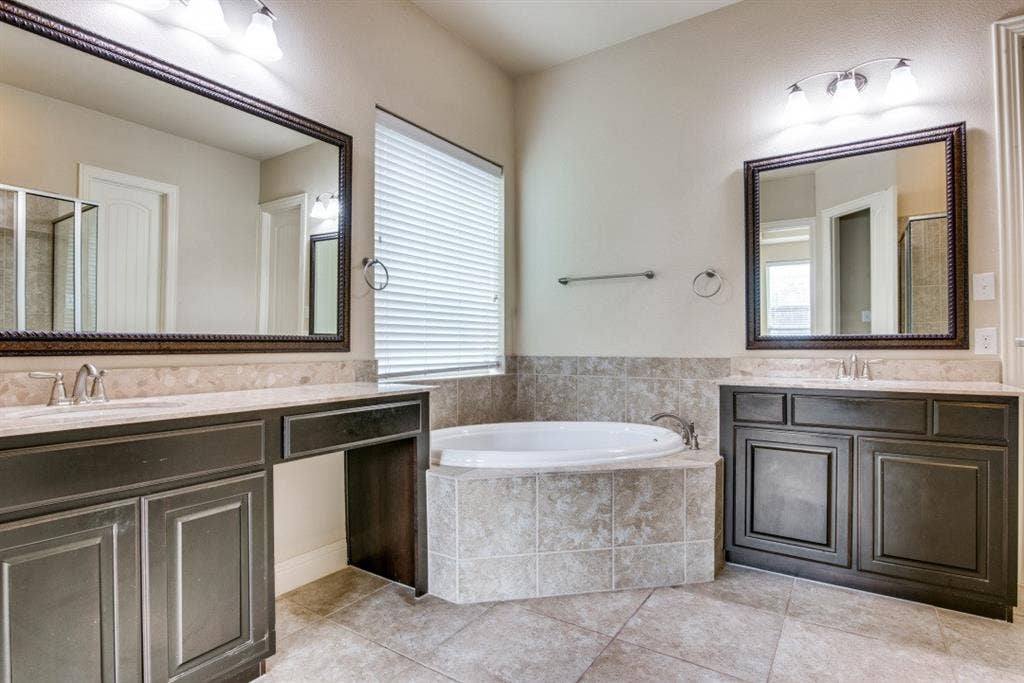 7592 Plowman Lane, Frisco, TX 75035