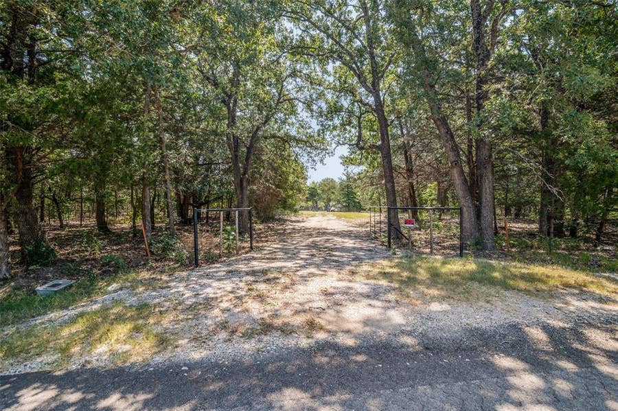 Property photo for 5915 County Road 2516, Royse City, TX