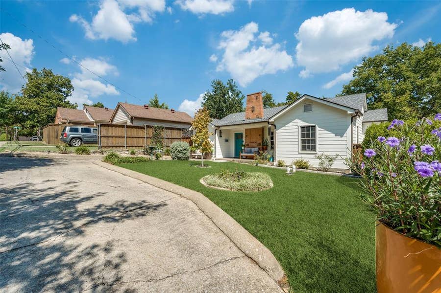 Property photo for 1106 Tenison Memorial Drive, Dallas, TX