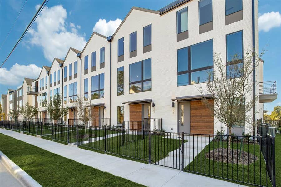 Property photo for 2128 Ashby Street, #303, Dallas, TX