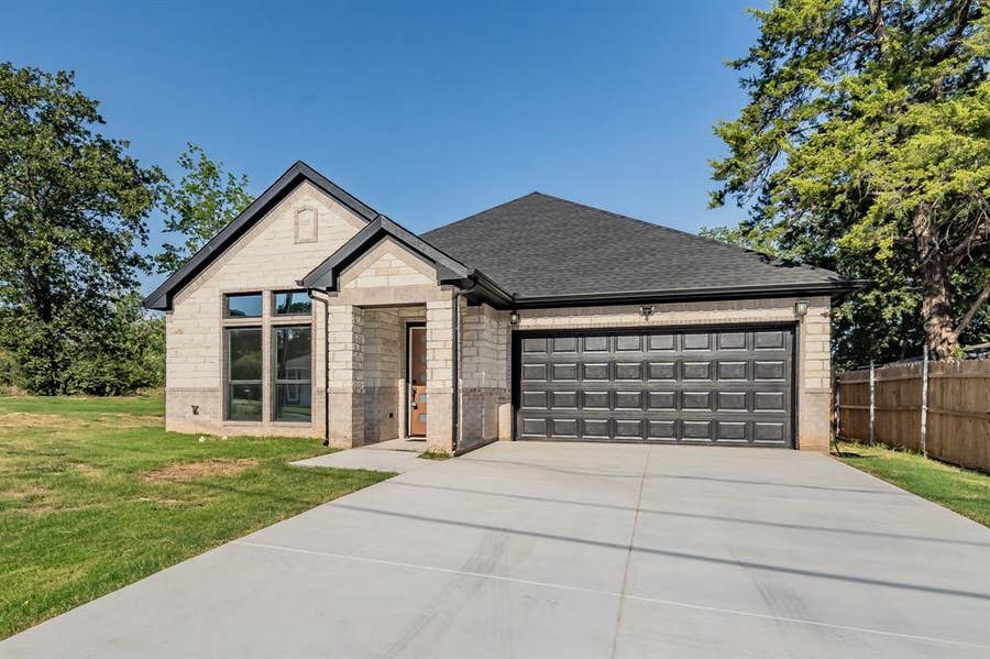 Property photo for 1507 Langston Street, Fort Worth, TX