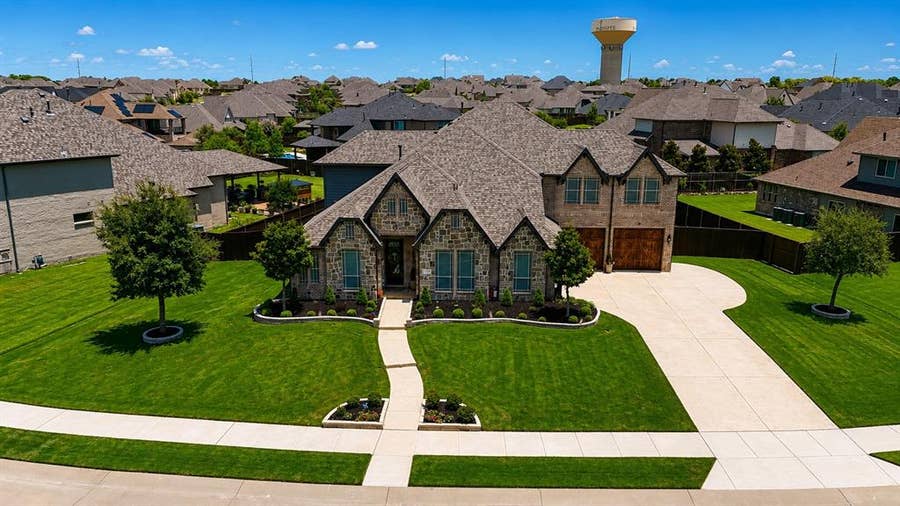 Property photo for 1300 Waterton Drive, Prosper, TX