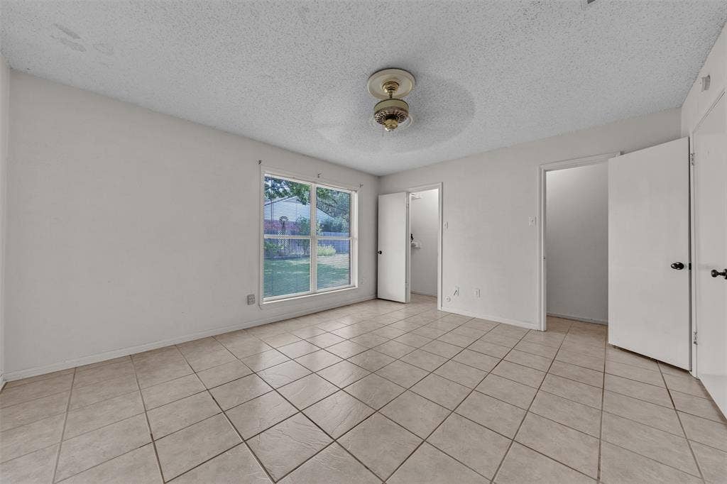 3256 Village Park Drive, Waco, TX 76708 3256 Village Park Drive, Waco, TX 76708