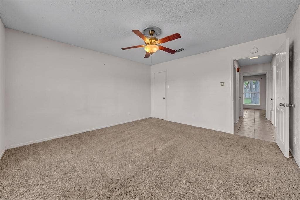 3256 Village Park Drive, Waco, TX 76708 3256 Village Park Drive, Waco, TX 76708