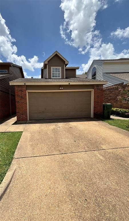 Property photo for 804 Saint Andrews Court, Garland, TX