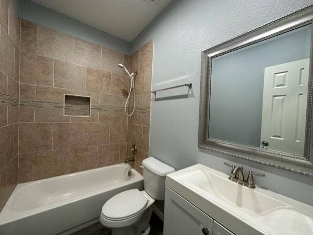 7411 Novella Drive, Fort Worth, TX 76134 Hall Bathroom