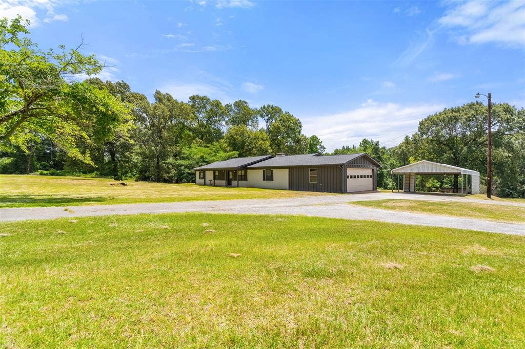 13011 County Road 470, Tyler, TX 75704 13011 County Road 470, Tyler, TX 75704
