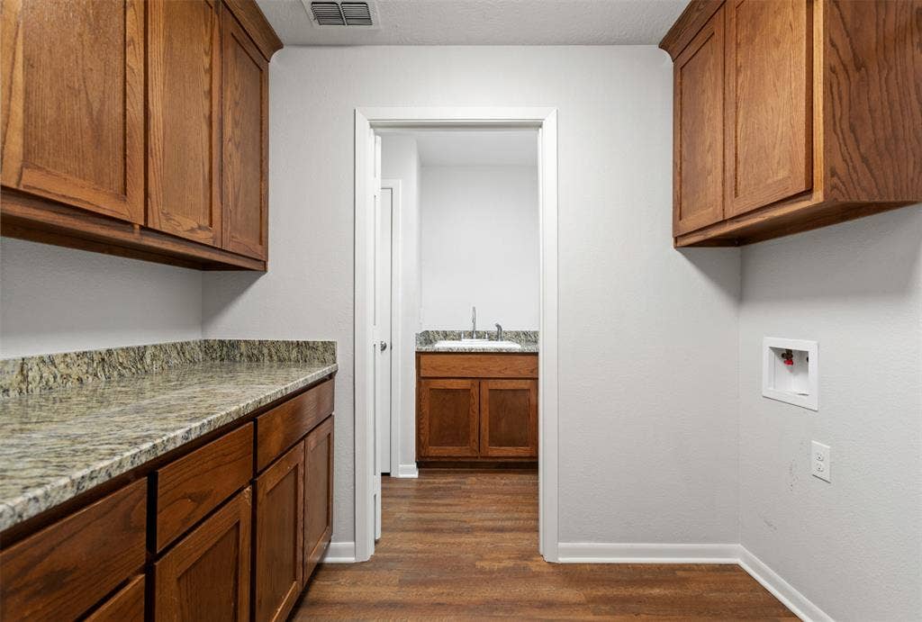 13011 County Road 470, Tyler, TX 75704 13011 County Road 470, Tyler, TX 75704