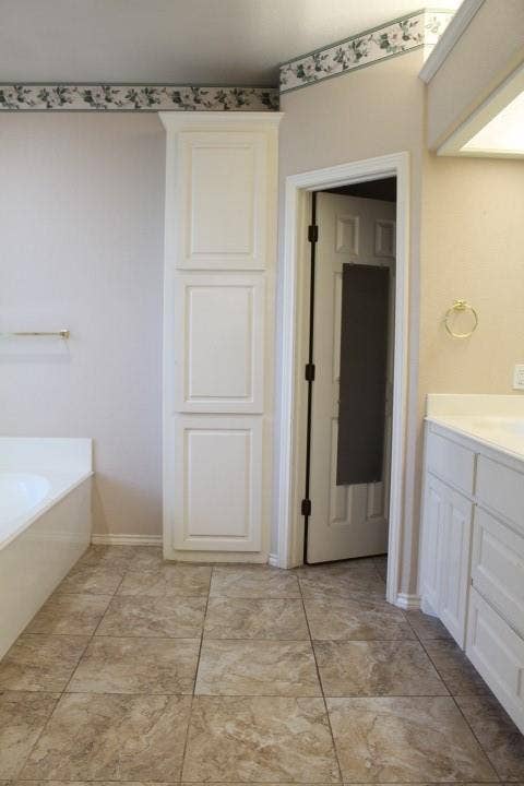 1230 Woodland Park Drive, Hurst, TX 76053 1230 Woodland Park Drive, Hurst, TX 76053