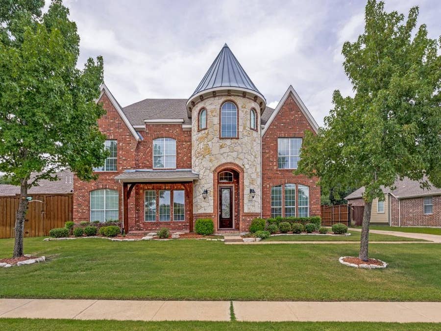 Property photo for 729 Driftwood Drive, Murphy, TX