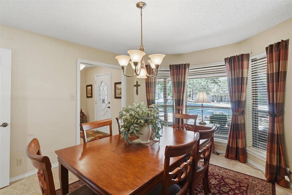 5711 Cortez Drive, Granbury, TX 76049 5711 Cortez Drive, Granbury, TX 76049