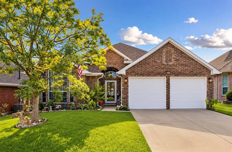 Property photo for 4600 Angelina Way, Fort Worth, TX