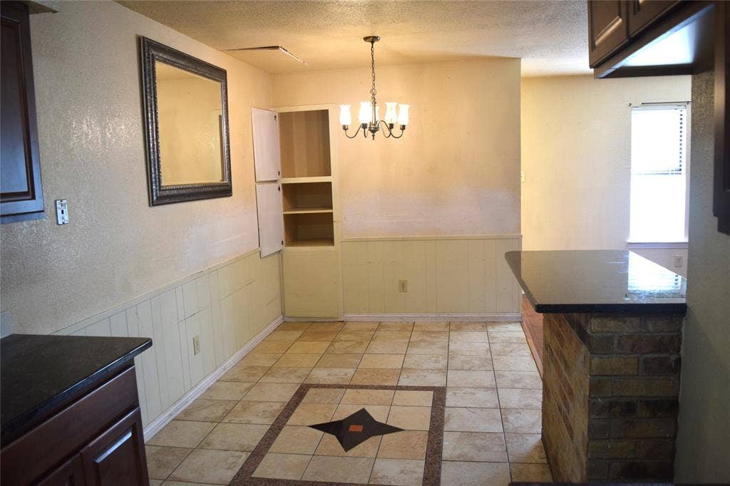 1806 Family Circle, Grand Prairie, TX 75051 1806 Family Circle, Grand Prairie, TX 75051