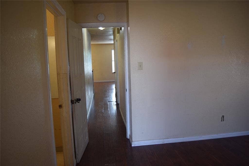 1806 Family Circle, Grand Prairie, TX 75051 1806 Family Circle, Grand Prairie, TX 75051