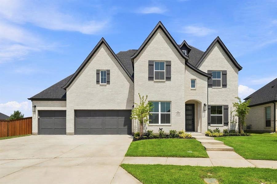 Property photo for 472 Barcara Lane, Frisco, TX