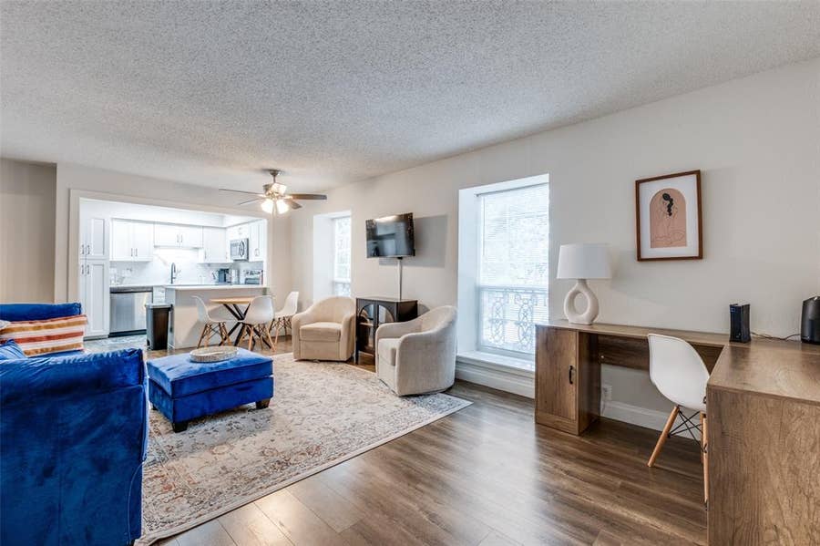 Property photo for 5214 Fleetwood Oaks Avenue, #206, Dallas, TX