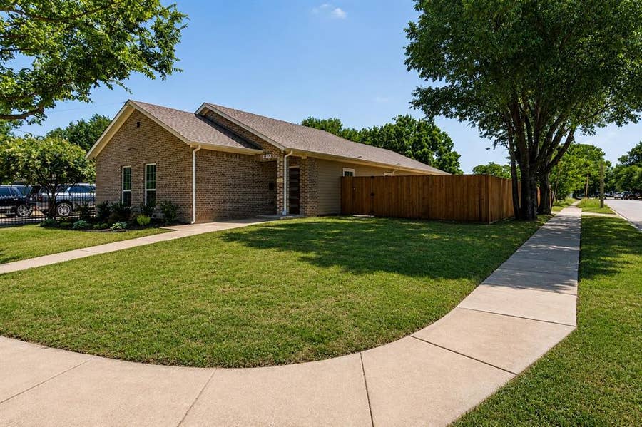 Property photo for 3402 Crossman Avenue, Dallas, TX