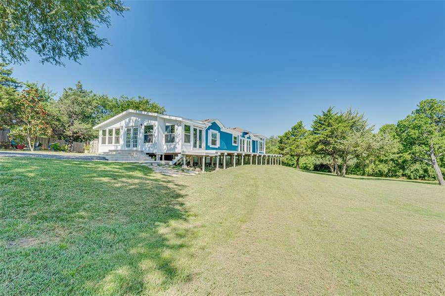 Property photo for 2202 County Road 947, Princeton, TX