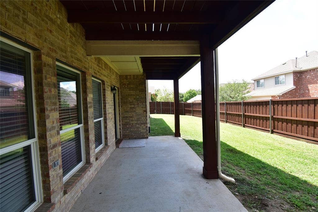 7993 Crampton Lane, Frisco, TX 75035 7993 Crampton Lane, Frisco, TX 75035