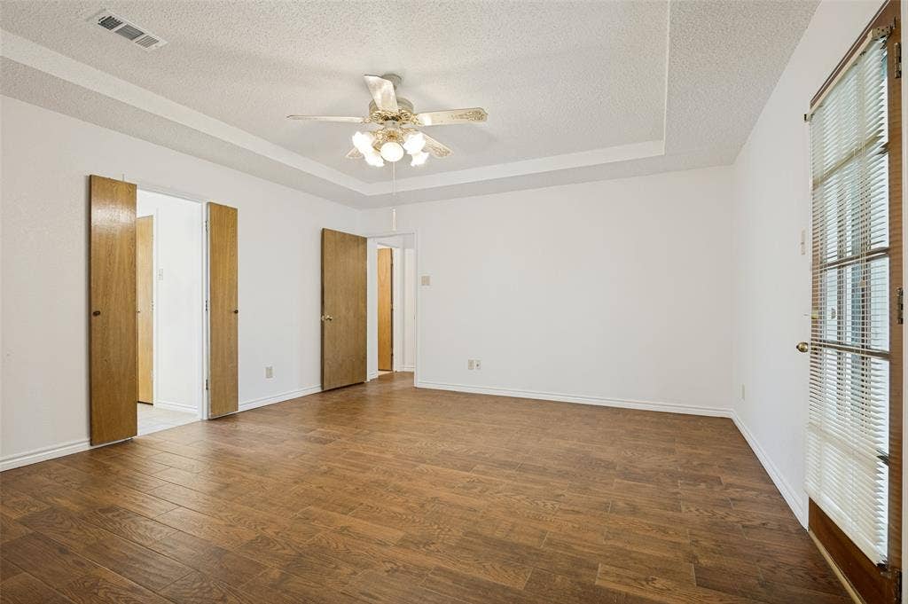 131 Honey Tree Lane, DeSoto, TX 75115 131 Honey Tree Lane, DeSoto, TX 75115
