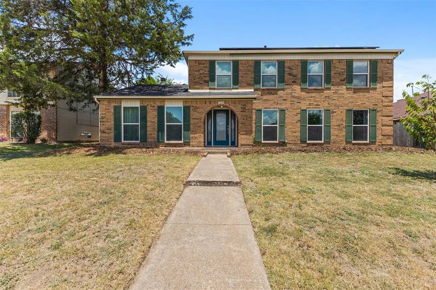 Property photo for 7233 Bayberry Lane, Dallas, TX