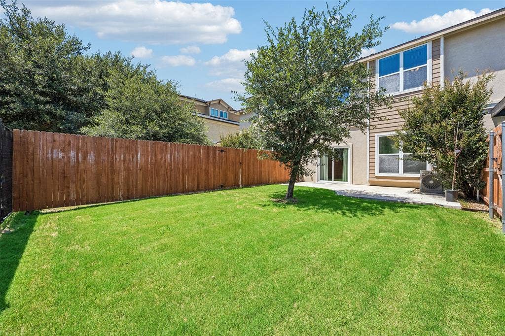 1325 Summerset Lane, Burleson, TX 76028 1325 Summerset Lane, Burleson, TX 76028