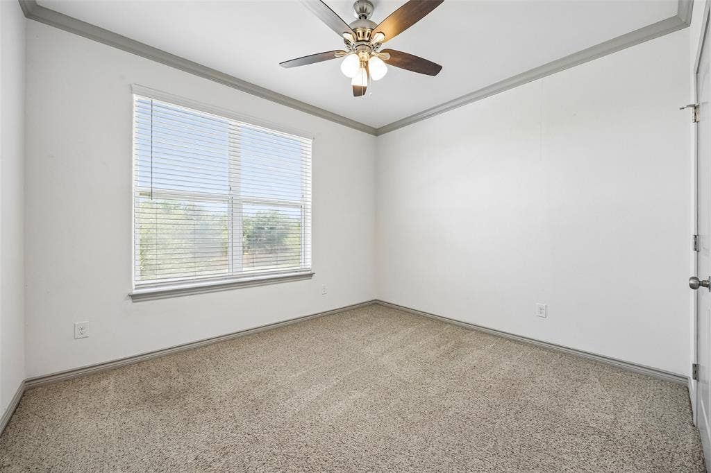 1325 Summerset Lane, Burleson, TX 76028 1325 Summerset Lane, Burleson, TX 76028